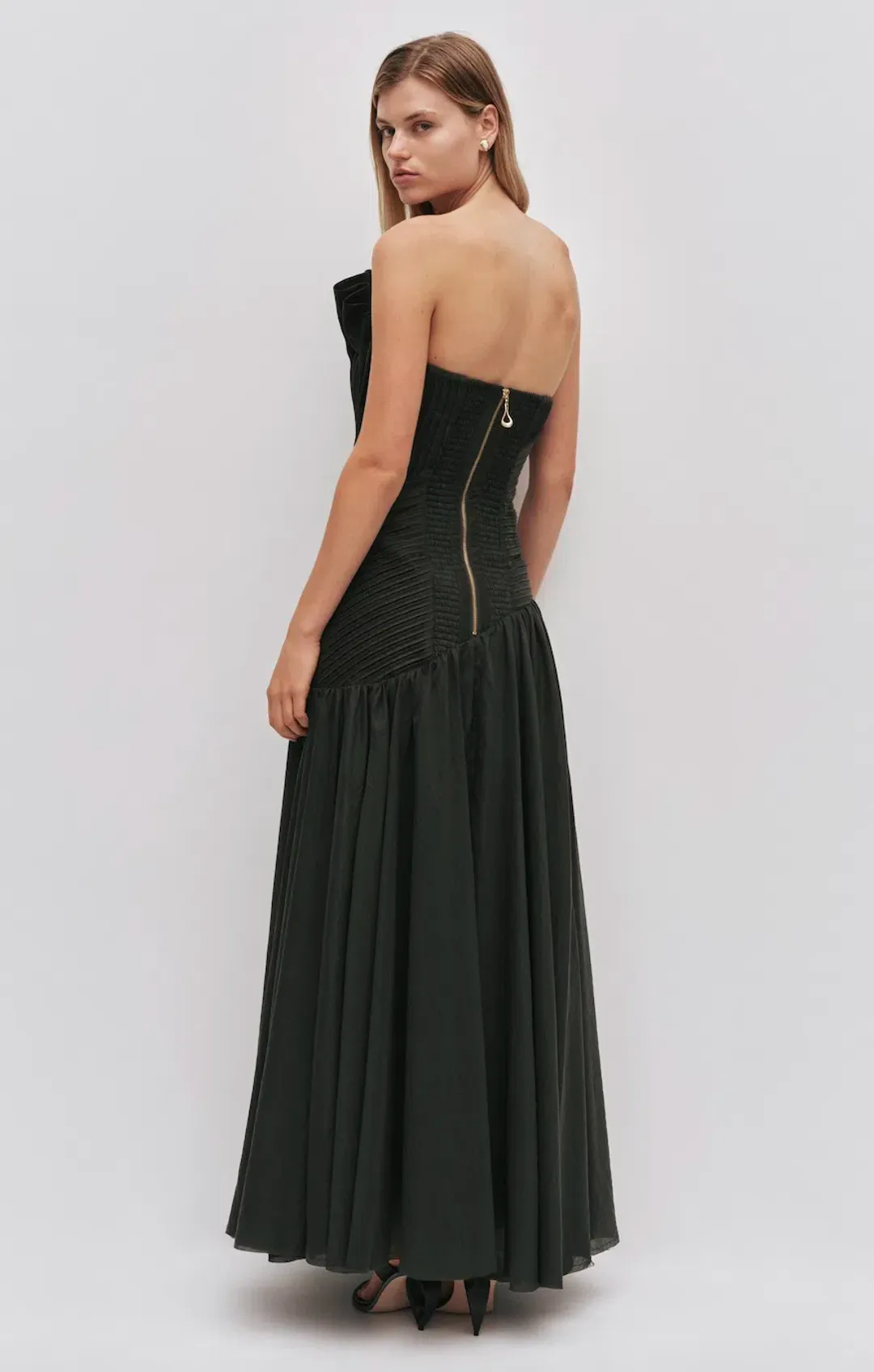 AQUILINE GOWN | HUNTER GREEN - SIZE 8 for rent on The Volte - main image