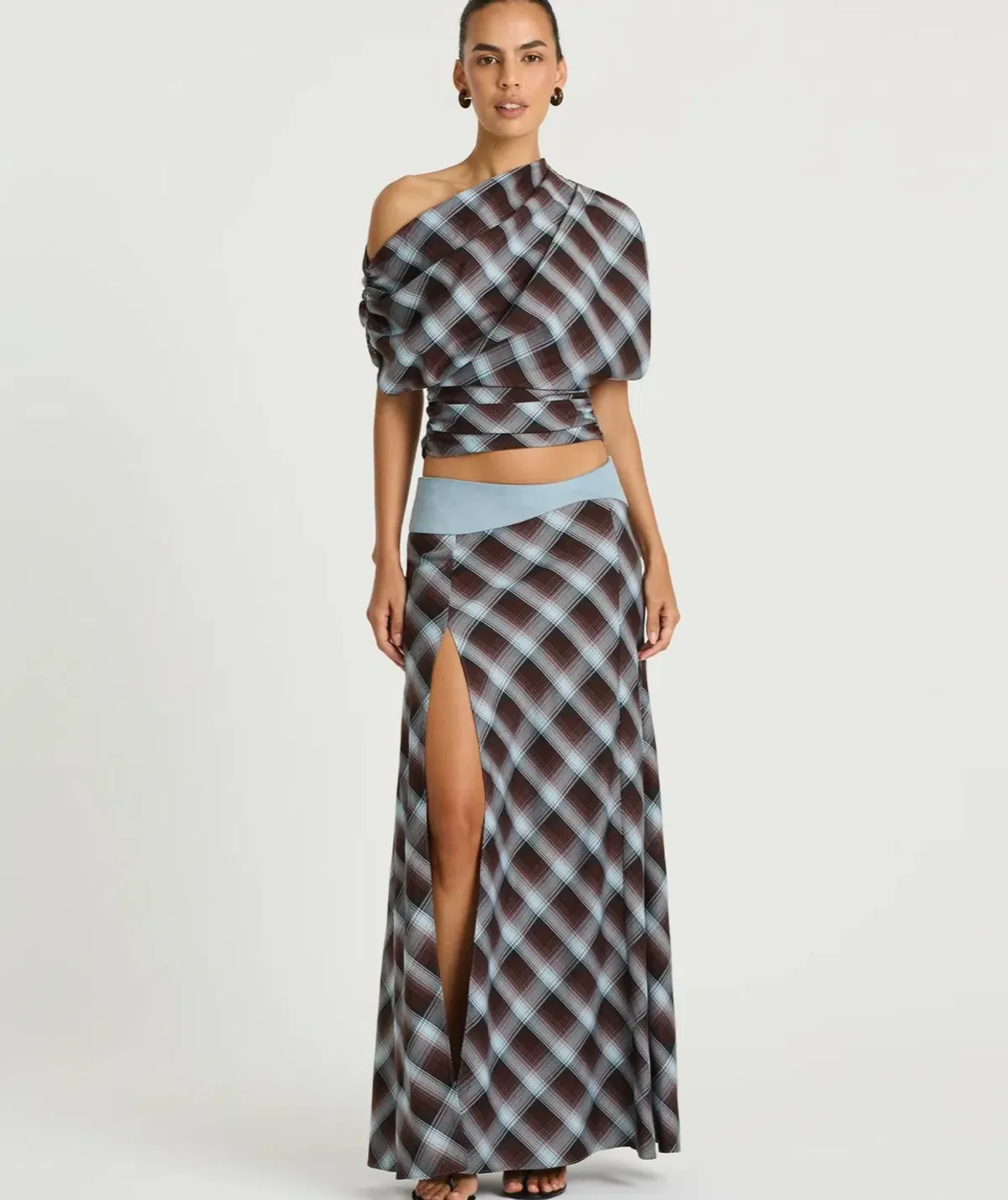 BENNI Desi maxi skirt and top 8 - Image 1