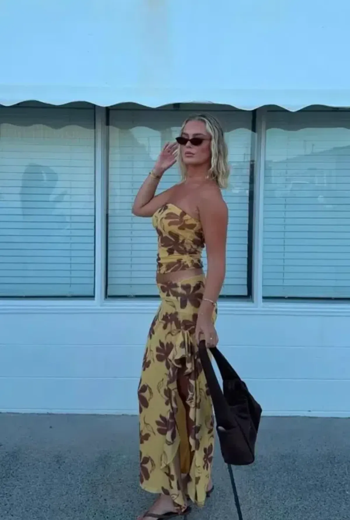 Benni Bindi Maxi Dress in Butter Floral size 6 - Image 4