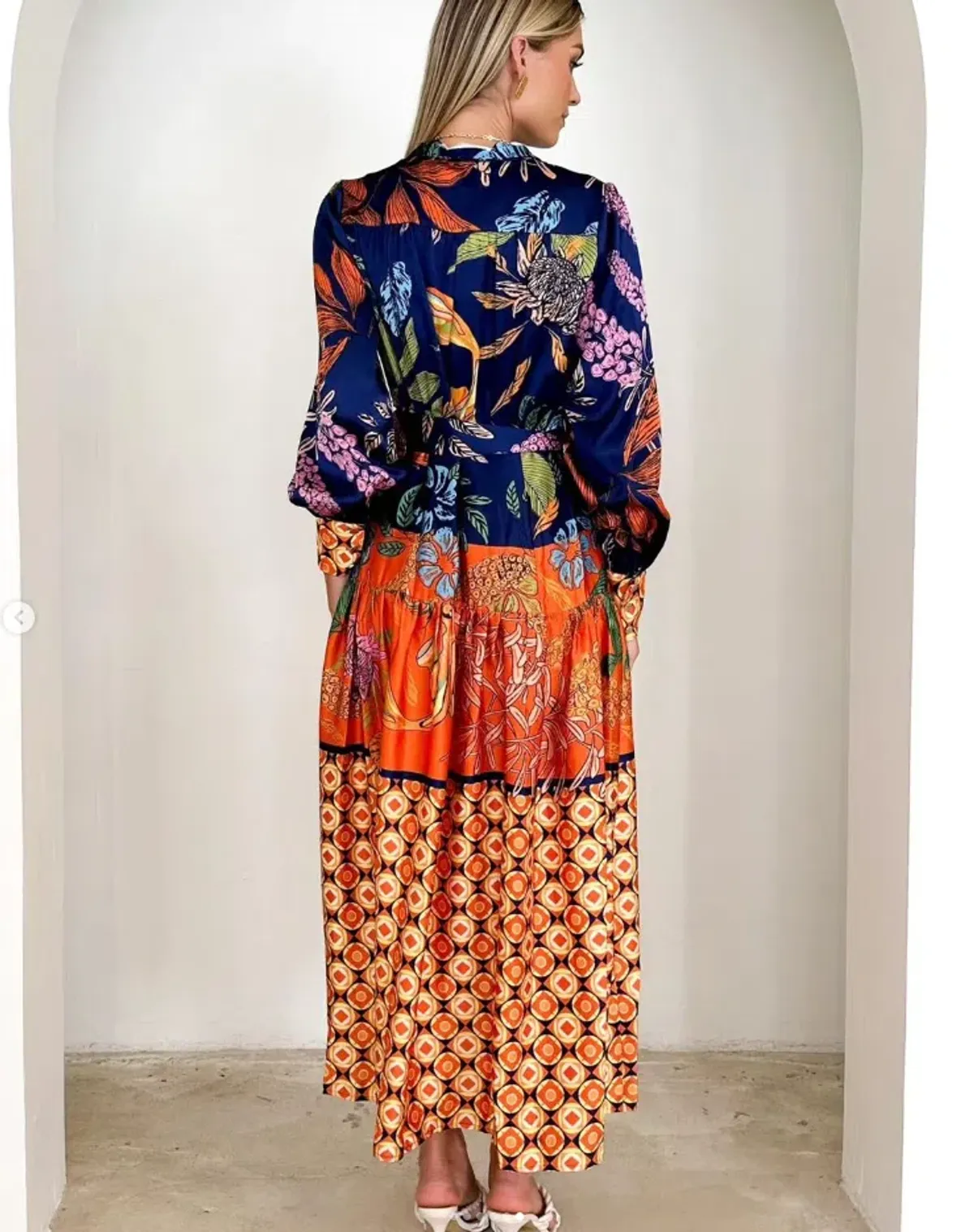 Gingham & Heels satin midi dress navy & orange sz 14 - Image 2