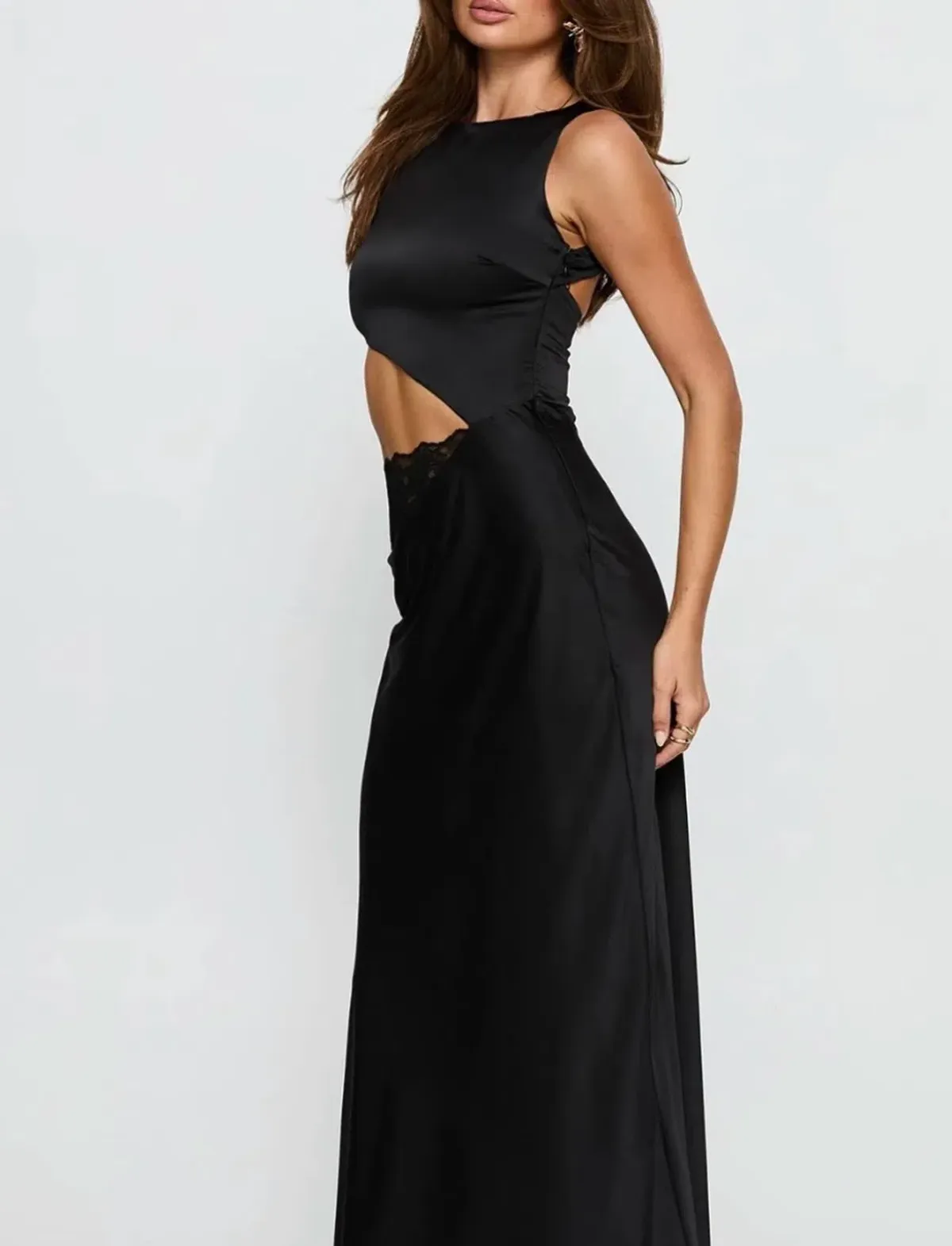 LAREINA CUT OUT MAXI - Image 3