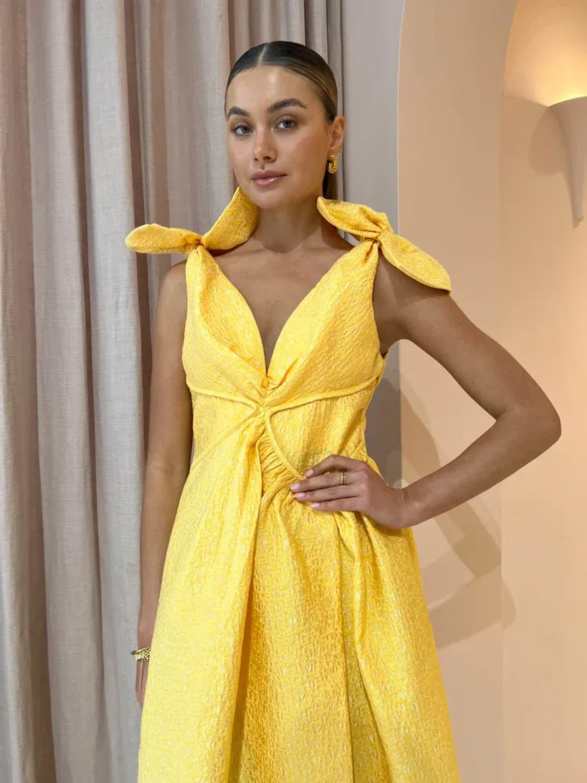 Rachel Gilbert Emiliano Gown in Lemondrop Size 8 - Image 3