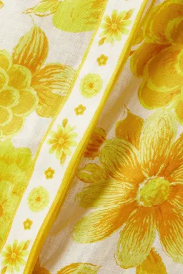 Alemais Sonny Oversized Shirt and Shorts Set Floral Lemon Size 8 for rent on The Volte - image 9