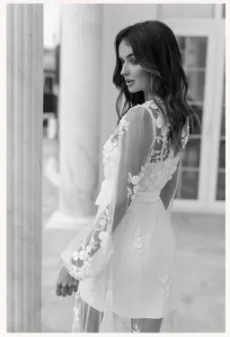 Le Rose Steffanie Beaded Floral Lace Maxi Bridal Robe -includes Slip Size S for rent on The Volte - image 4