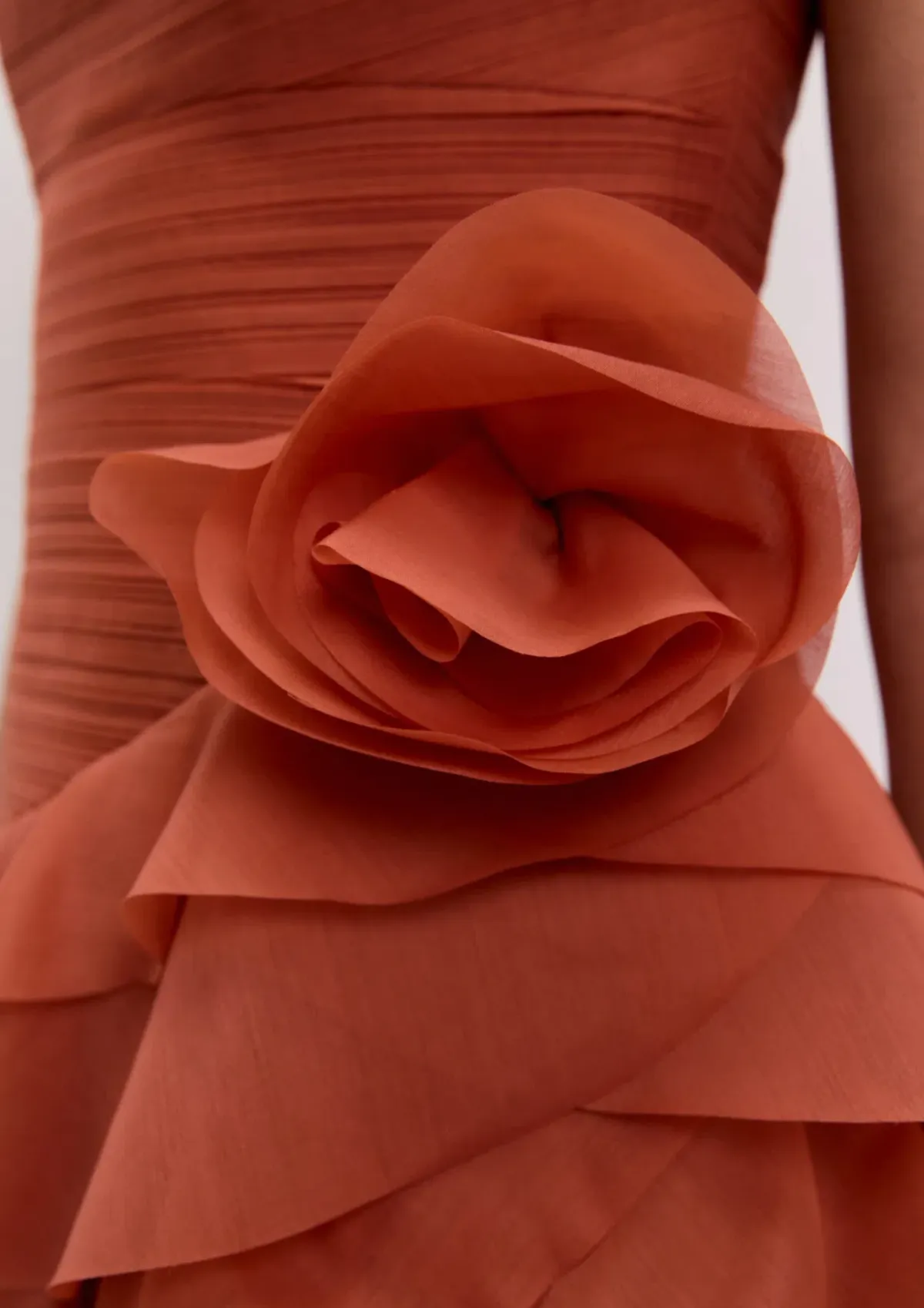 Aje Canyon Gown Coral clay size 6 - Image 2