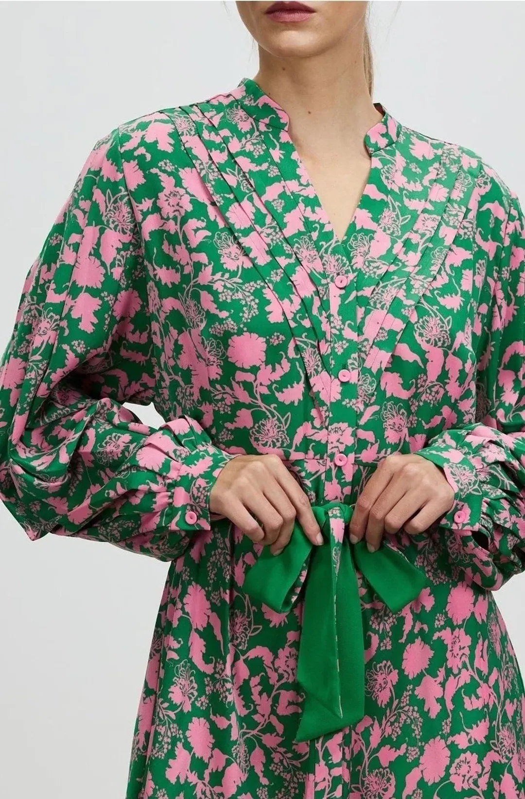 Diane von Furstenberg Khloe Dress Size 8 AU for rent on The Volte - main image