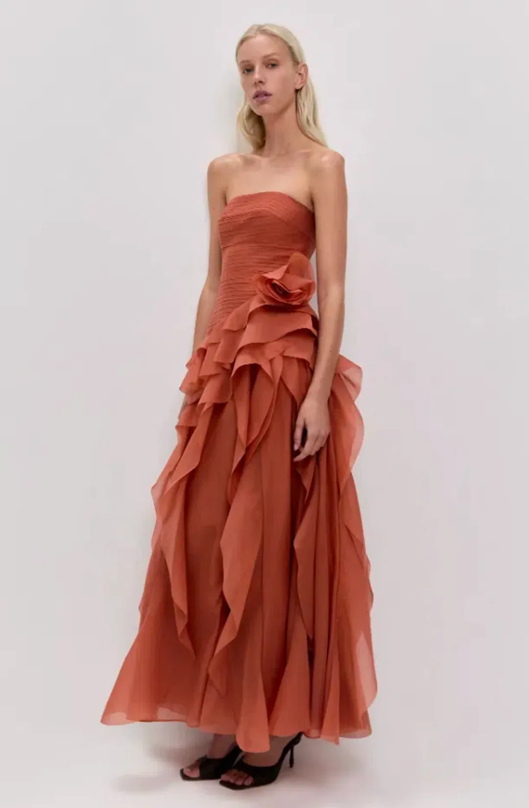 CANYON GOWN | CORAL CLAY - SIZE 6 for rent on The Volte - main image