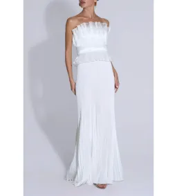 L'Idee Masquerade Gown in Ivory Size AU12 for rent on The Volte - image 1