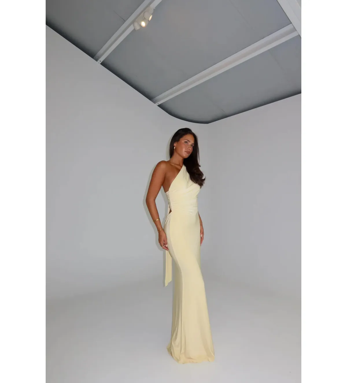 Natalie Rolt Fabienne Gown in Lemon Size 0/AU6 - Image 2