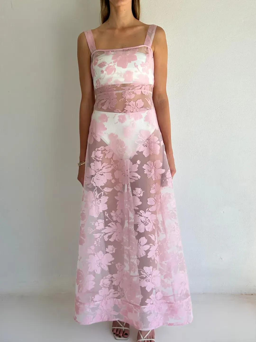 By Nicola Goldie Maxi Marshmallow / Size 6 for rent on The Volte - main image