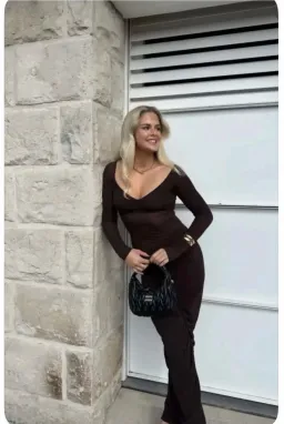 Benni Wilma Long Sleeve Maxi Dress in Chocolate | Size 8 for rent on The Volte - image 1