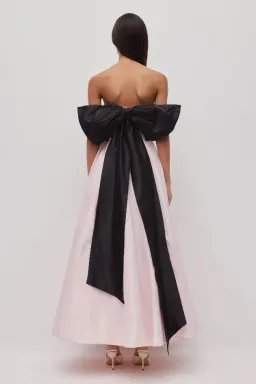 💕 New AJE Thea Bow Gown in Pink Tint & Black- Size 12 AU Maxi Dress 💕 for rent on The Volte - image 2