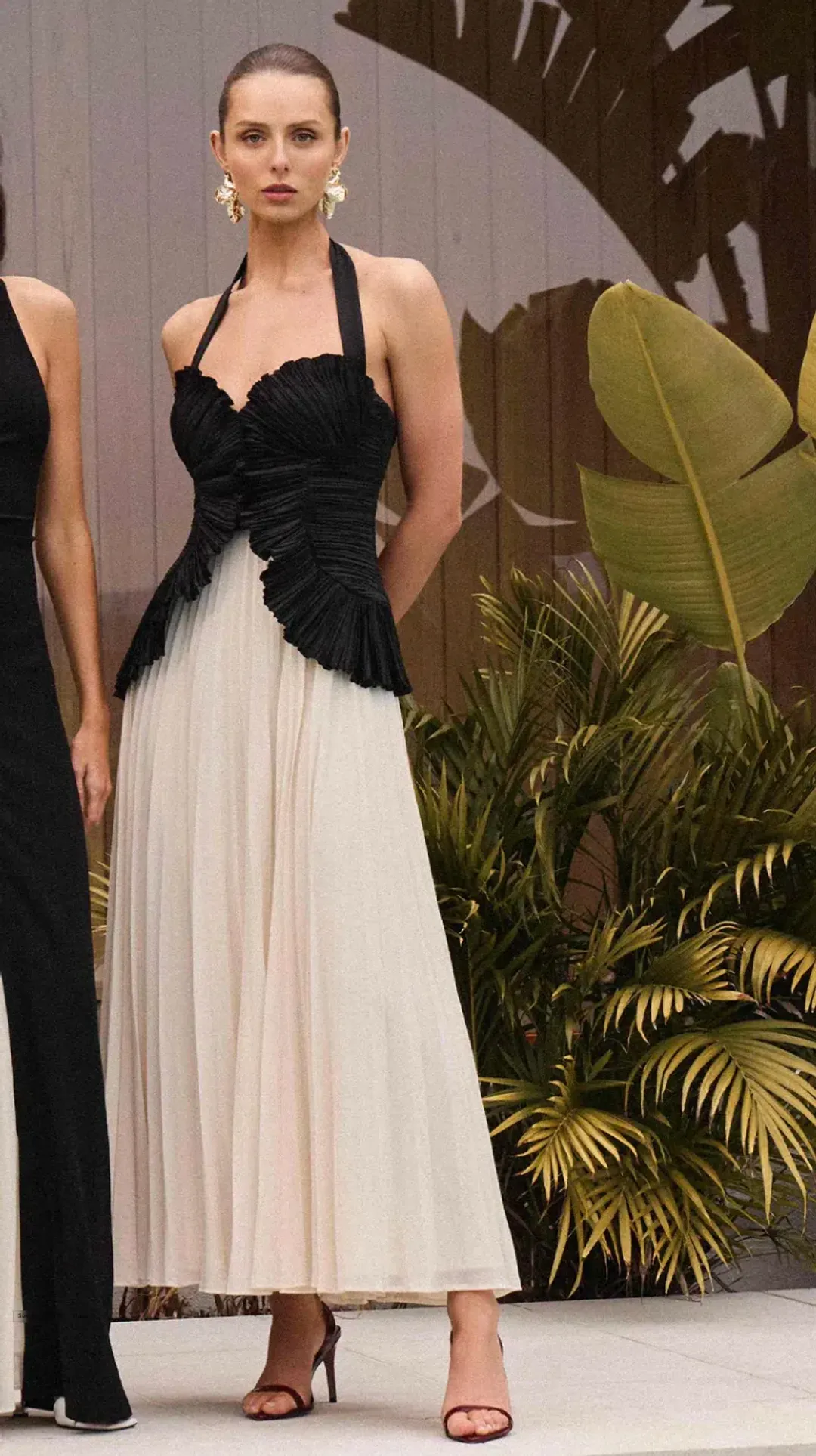 Sheike SORAYA MAXI DRESS Black & White size 10 for rent on The Volte - main image