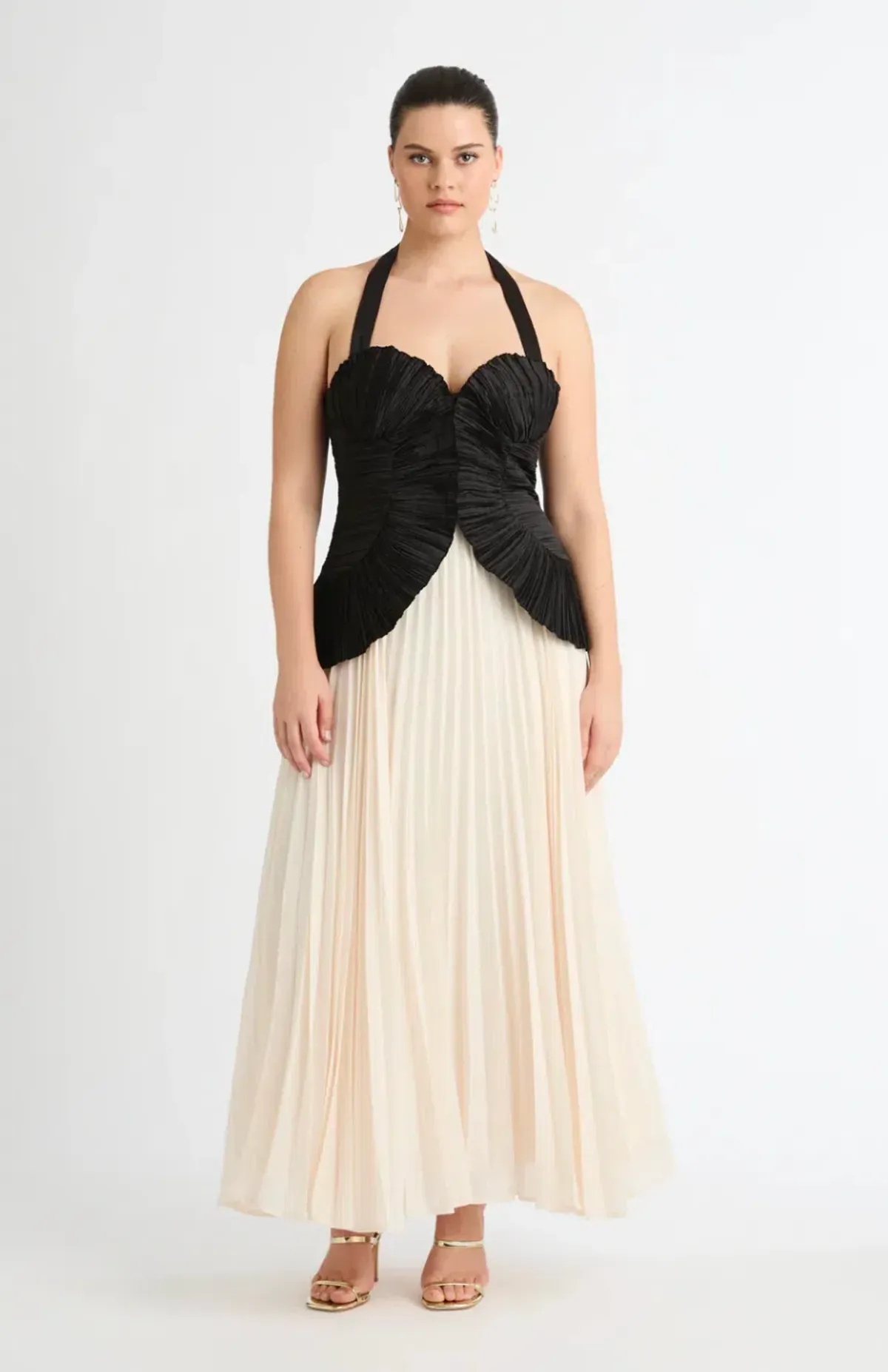 Sheike SORAYA MAXI DRESS Black & White size 10 for rent on The Volte - main image
