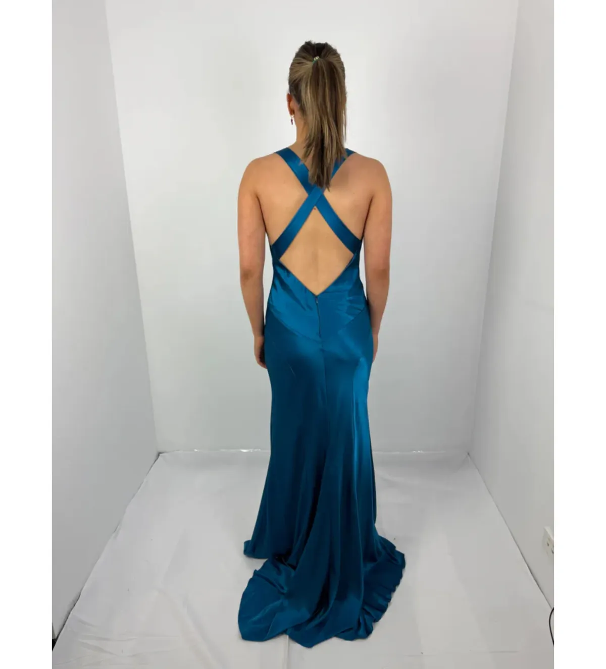 Ruth Tarvydas Aries Gown in Teal Size AU12 - Image 3