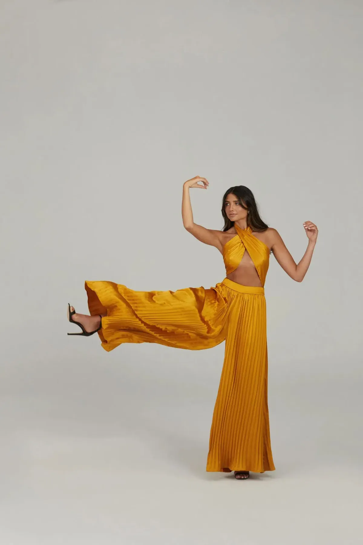 Karna Ramsay Stella Jumpsuit Yellow Gold Size M (AU 10) - Image 3