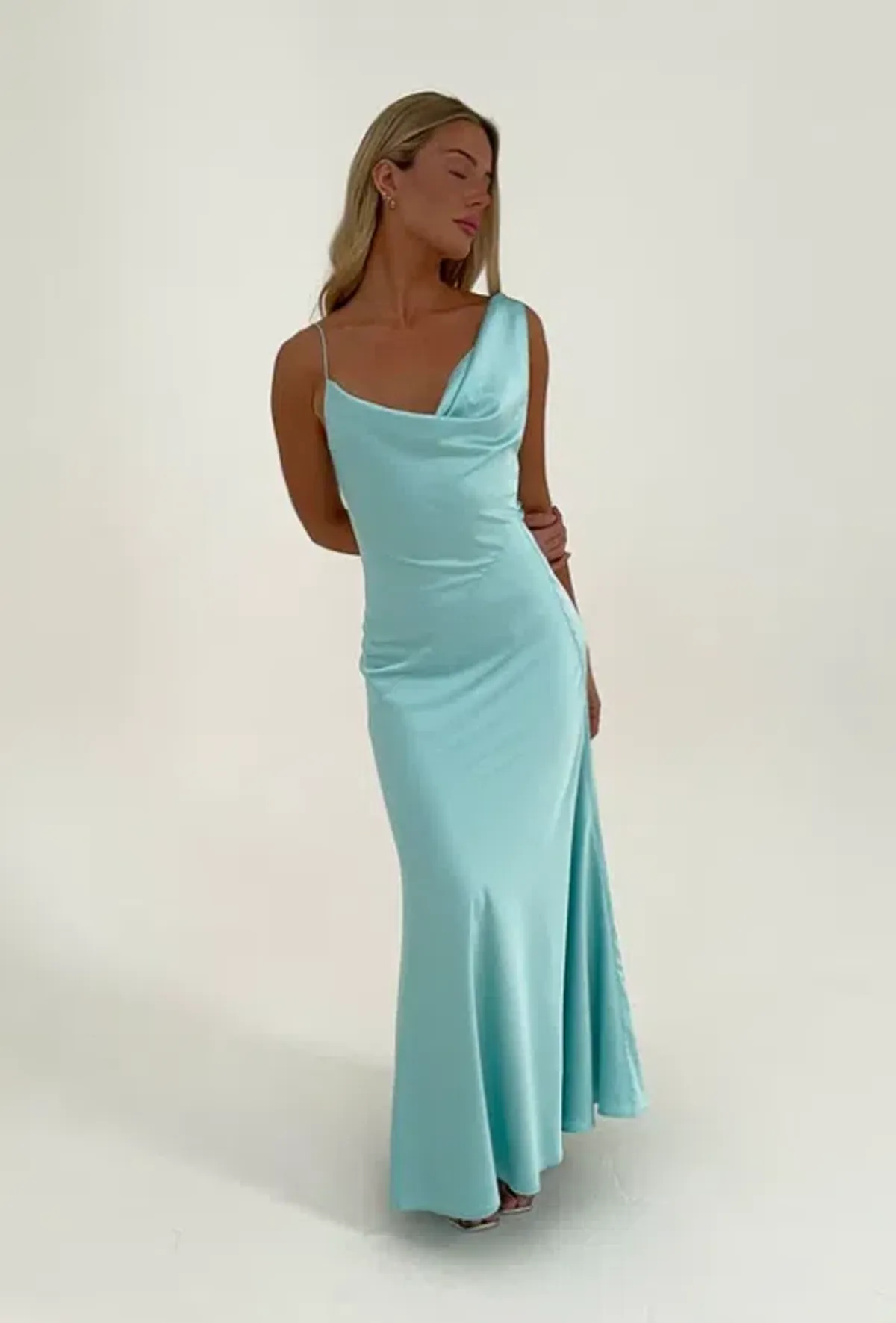 HNTR The Label Bianka Gown – Aqua sz 6 - Image 3