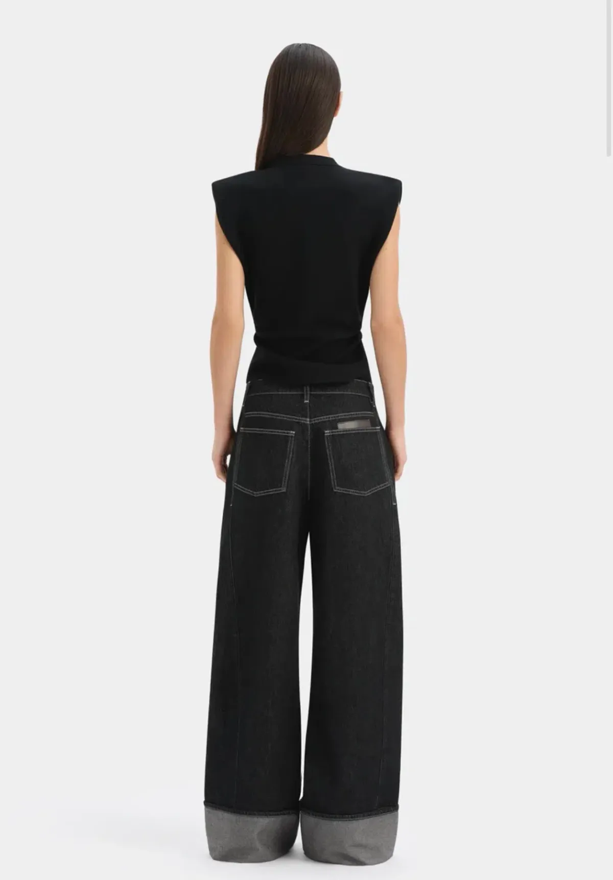 Sir Malou top and jeans - Image 6