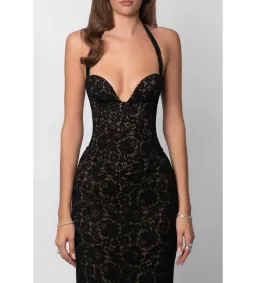 Fenity Monique Gown Black Size 6 for rent on The Volte - image 3