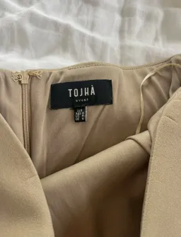 TOHJA Desi Mini Stone Size 8 for rent on The Volte - image 2