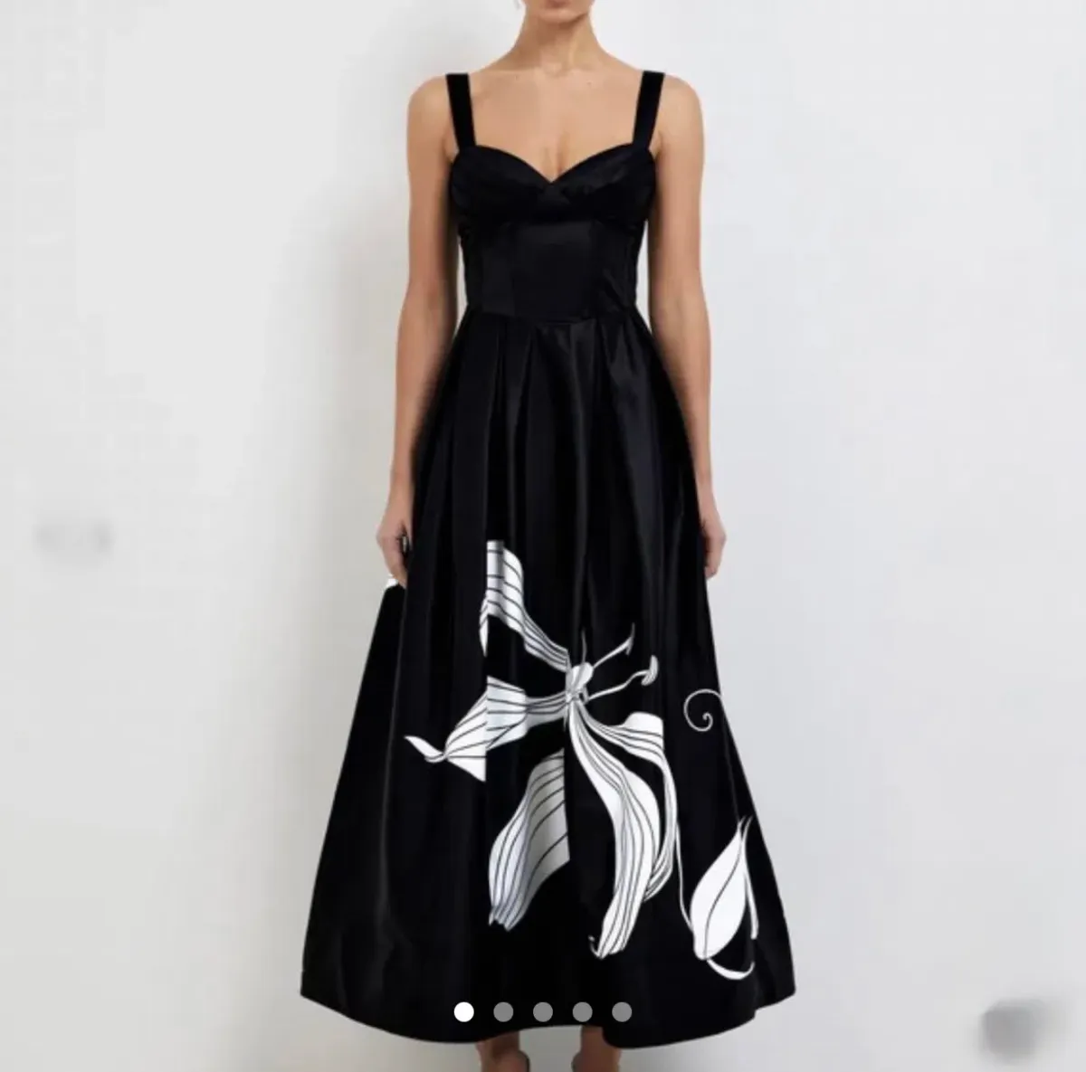 Sheike LOTUS GOWN size 18 - Image 2