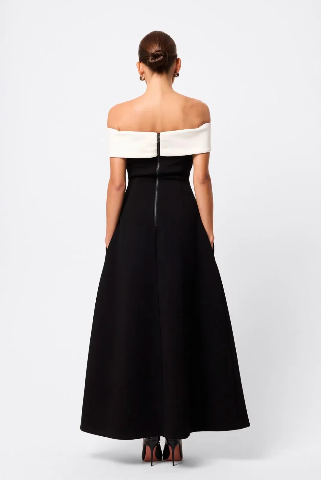 Mossman Eternal Maxi Dress Black Size 8 for rent on The Volte - main image