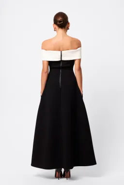Mossman Eternal Maxi Dress Black Size 8 for rent on The Volte - image 4