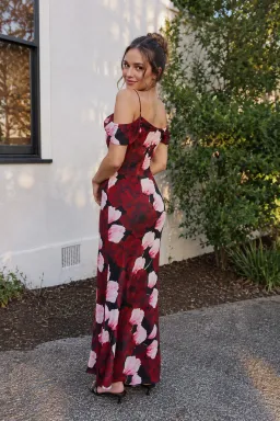Sonya Moda Rosalie Maxi Dress Red Size 8 for rent on The Volte - image 2