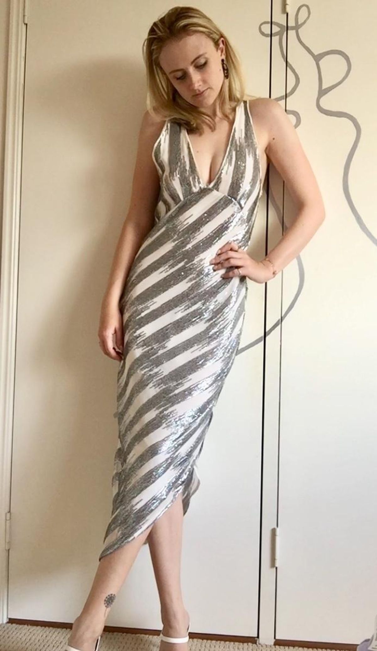 Manning Cartell Sequin Midi Plunging Dress Silver White Size 6 - Image 2