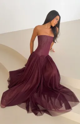 White Fox Magic Muse Maxi Fig for rent on The Volte - image 2