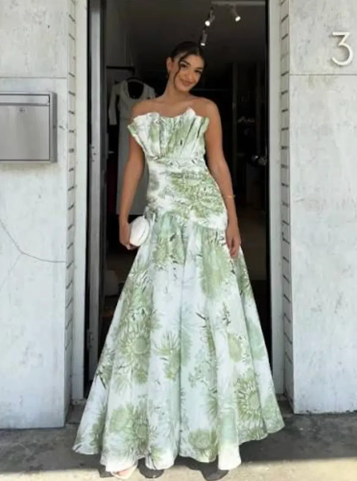 AJE REFLECTOR GOWN SZ 14 - Image 1