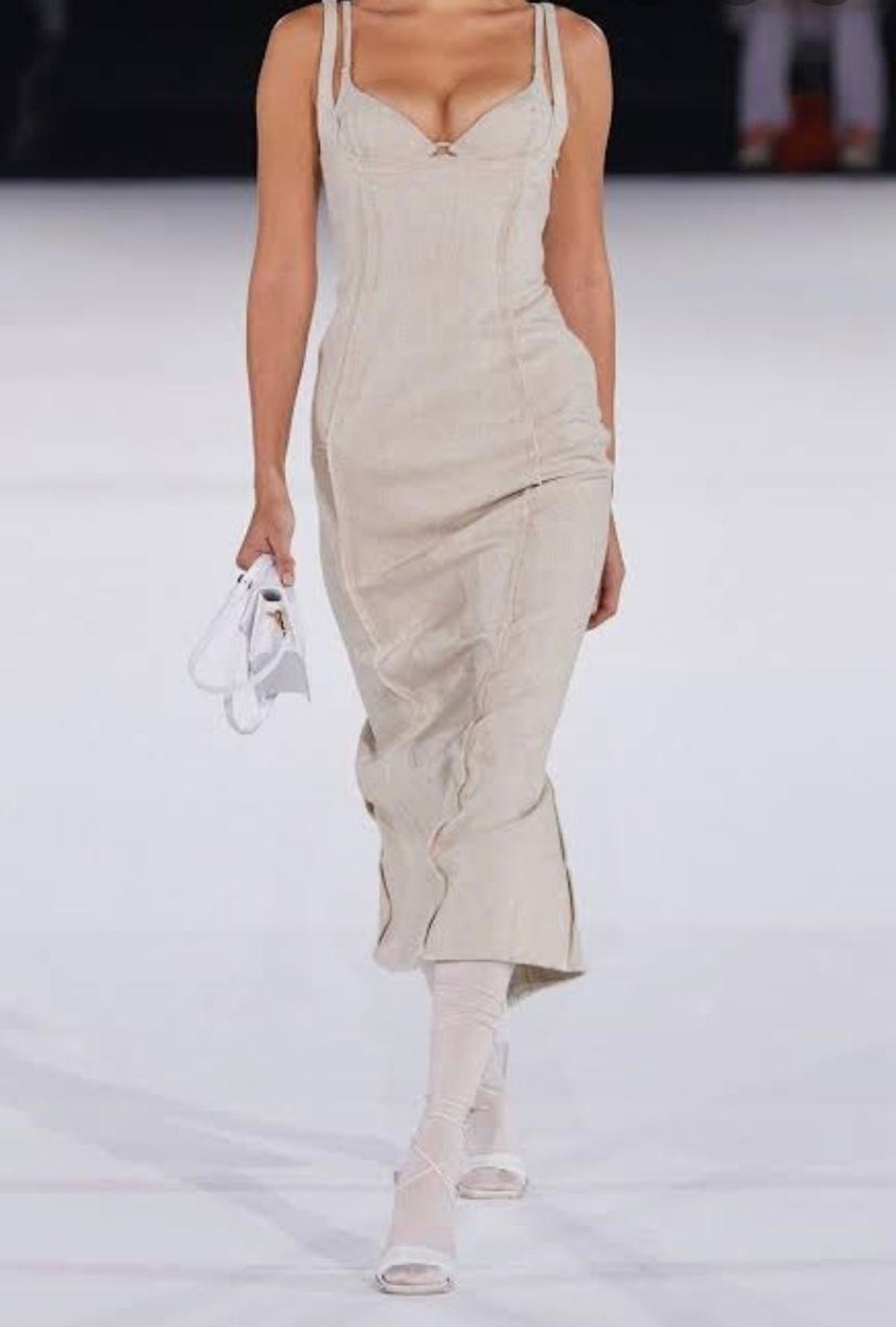 Jacquemus La Valerie Robe - Image 1