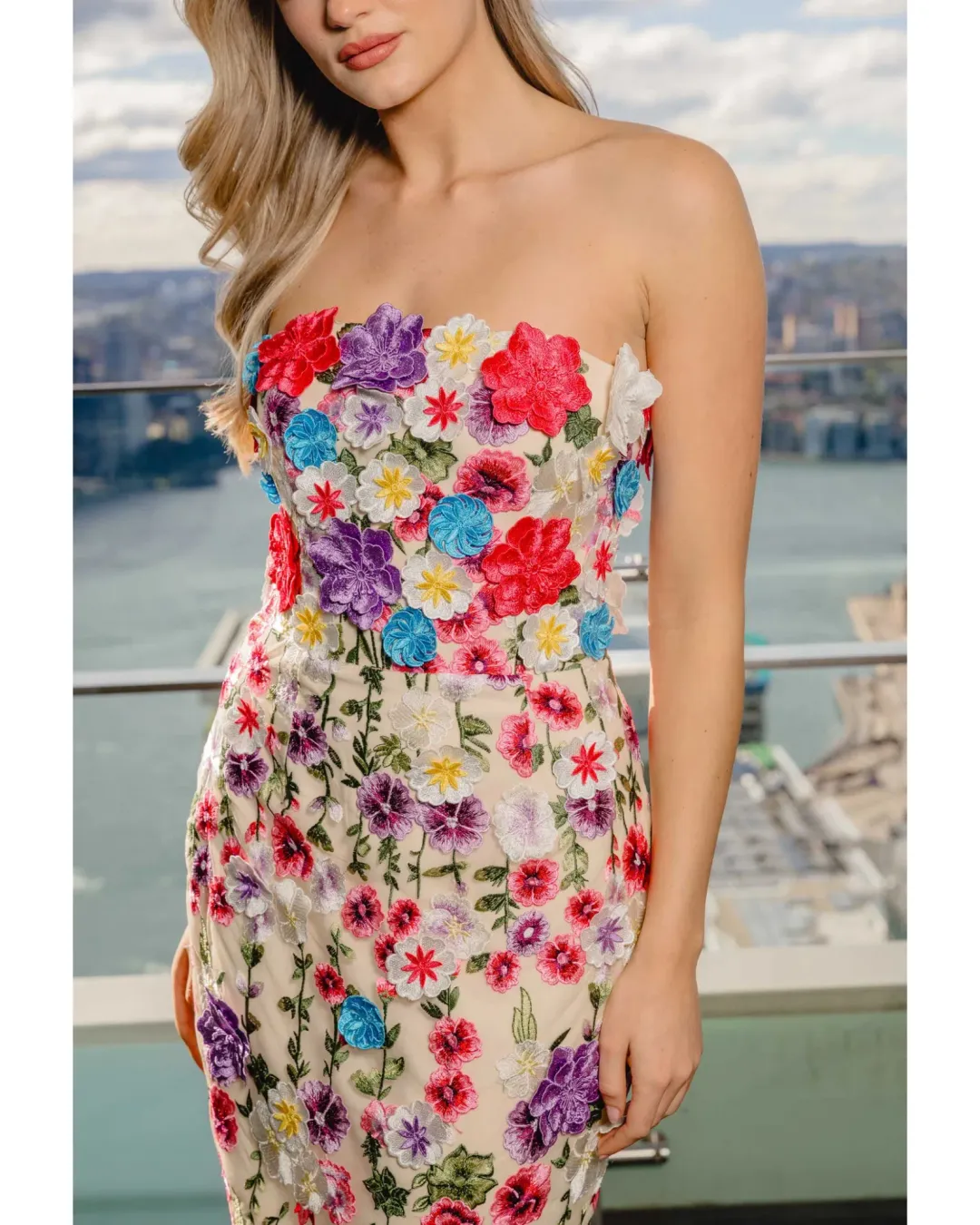 Elliatt Rosette Strapless Midi Dress Floral Size L for rent on The Volte - main image