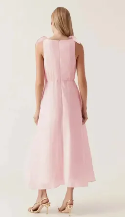 🌸 AJE Genesis Midi Dress – Soft Pink – Size 8 AU🌸 for rent on The Volte - image 4