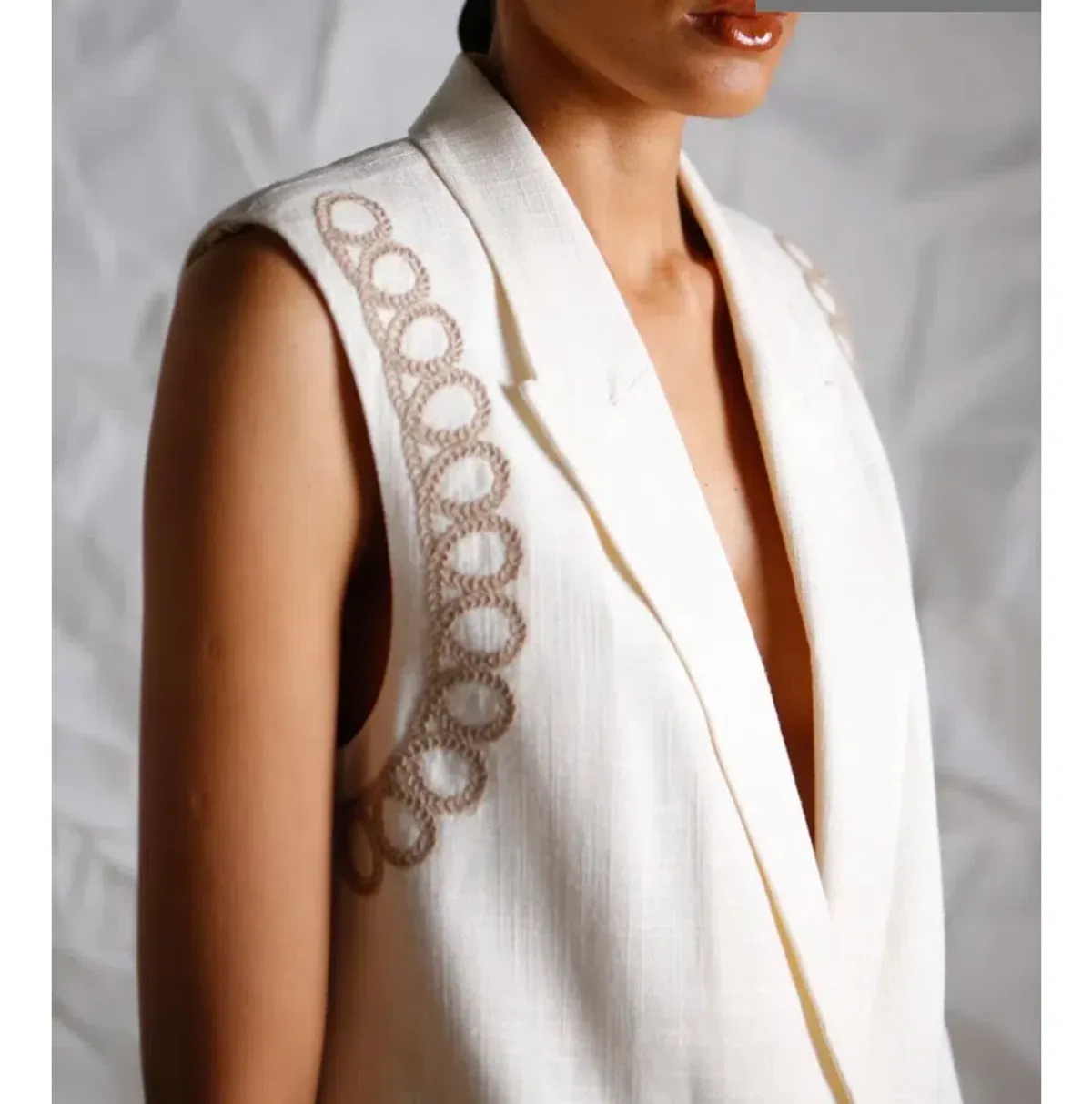 IXIAH Brand New Vest Size: AU 8 - Image 3