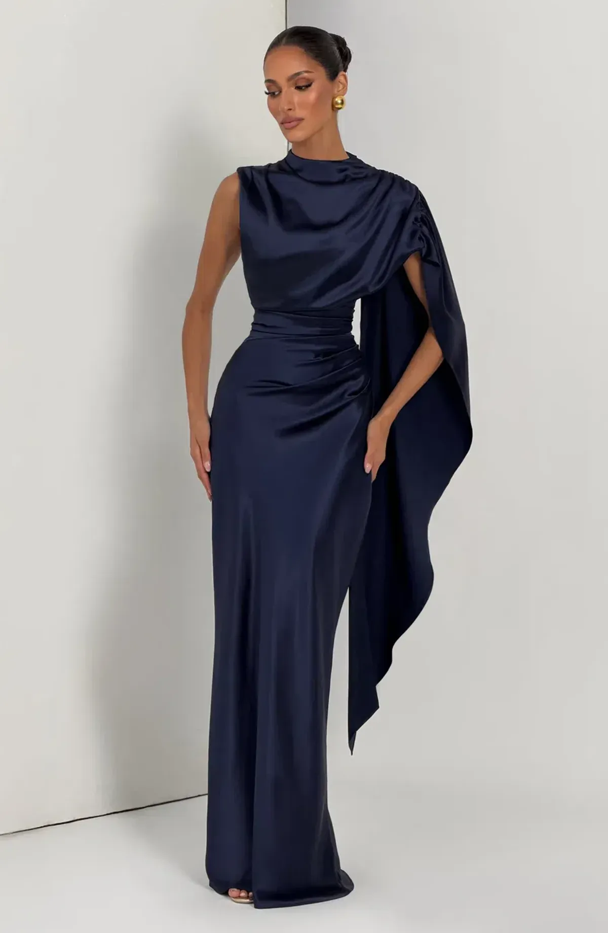 Avendra Maxi Dress Navy - Image 6