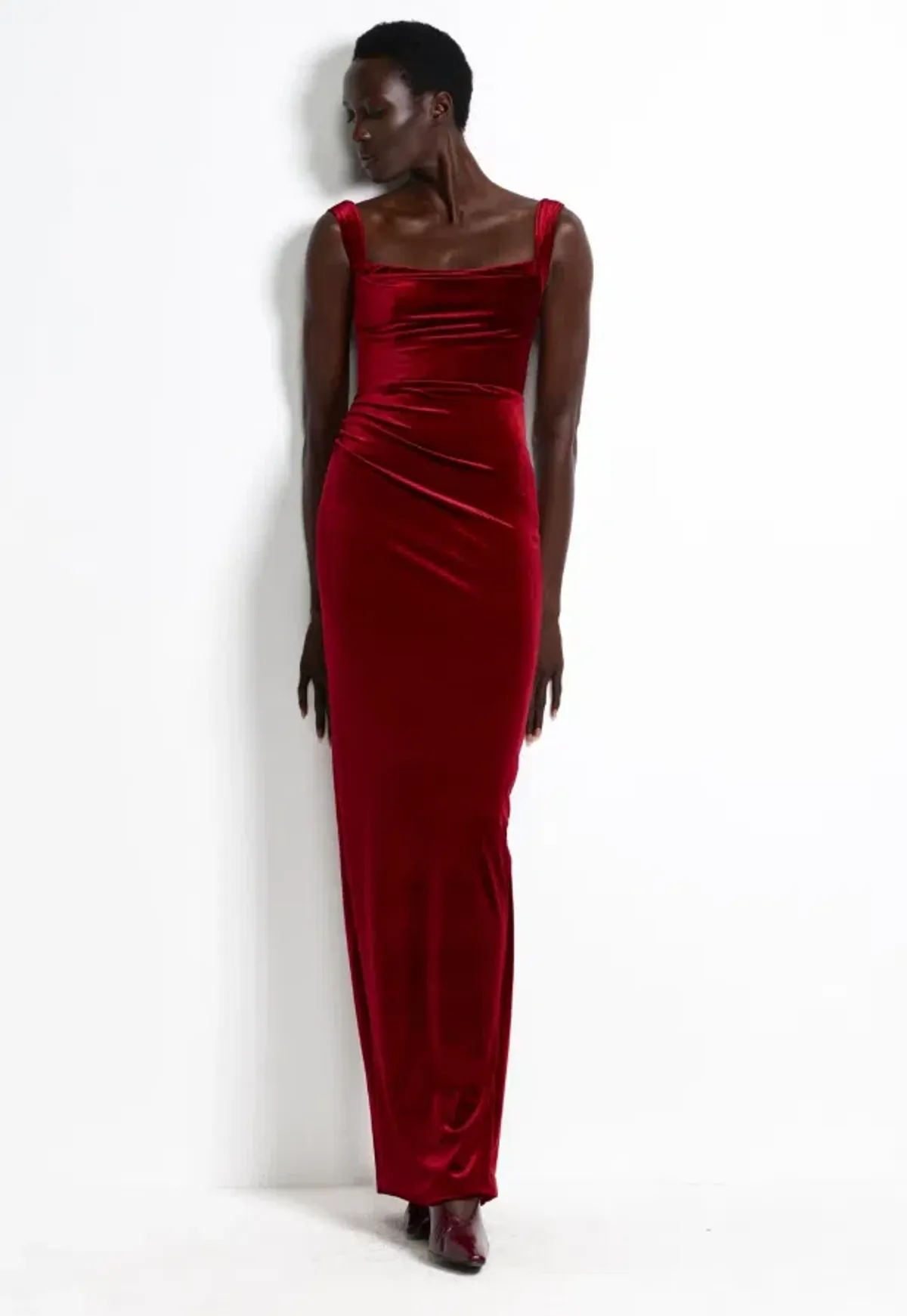 Effie Kats Marbella Gown - Shiraz Velvet Size S for rent on The Volte - main image