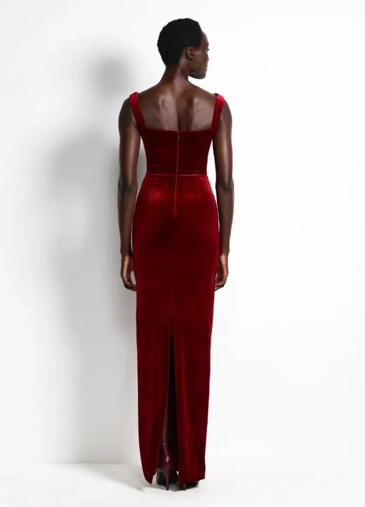 Effie Kats Marbella Gown - Shiraz Velvet Size M - Image 2