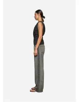 One Of Others Pallas Top Size 2 AU Cool Black for rent on The Volte - image 3