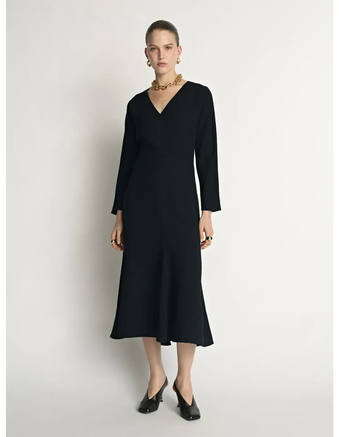 Veronika Maine Double Weave V Neck Midi Dress Size 14 Black for rent on The Volte - main image