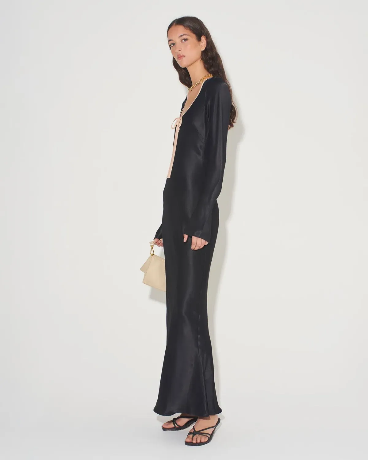 Hansen & Gretel Gwyneth Black long sleeve maxi dress - Image 2