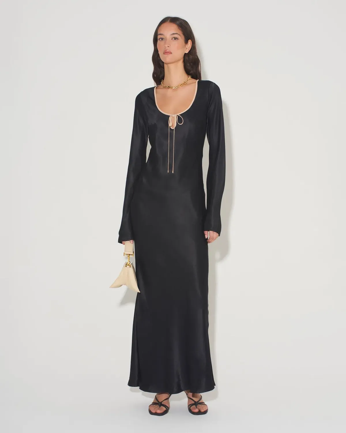 Hansen & Gretel Gwyneth Black long sleeve maxi dress - Image 1