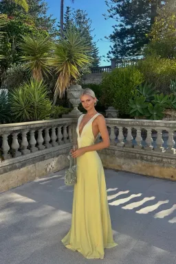 ANCE GRIA ROSA MAXI YELLOW / SIZE 6 for rent on The Volte - image 2