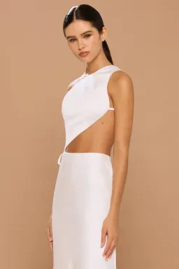π€Sonya Moda Crete Dress β Ivory White β Size S / 8 AU β Maxi Gown π€ for rent on The Volte - image 5