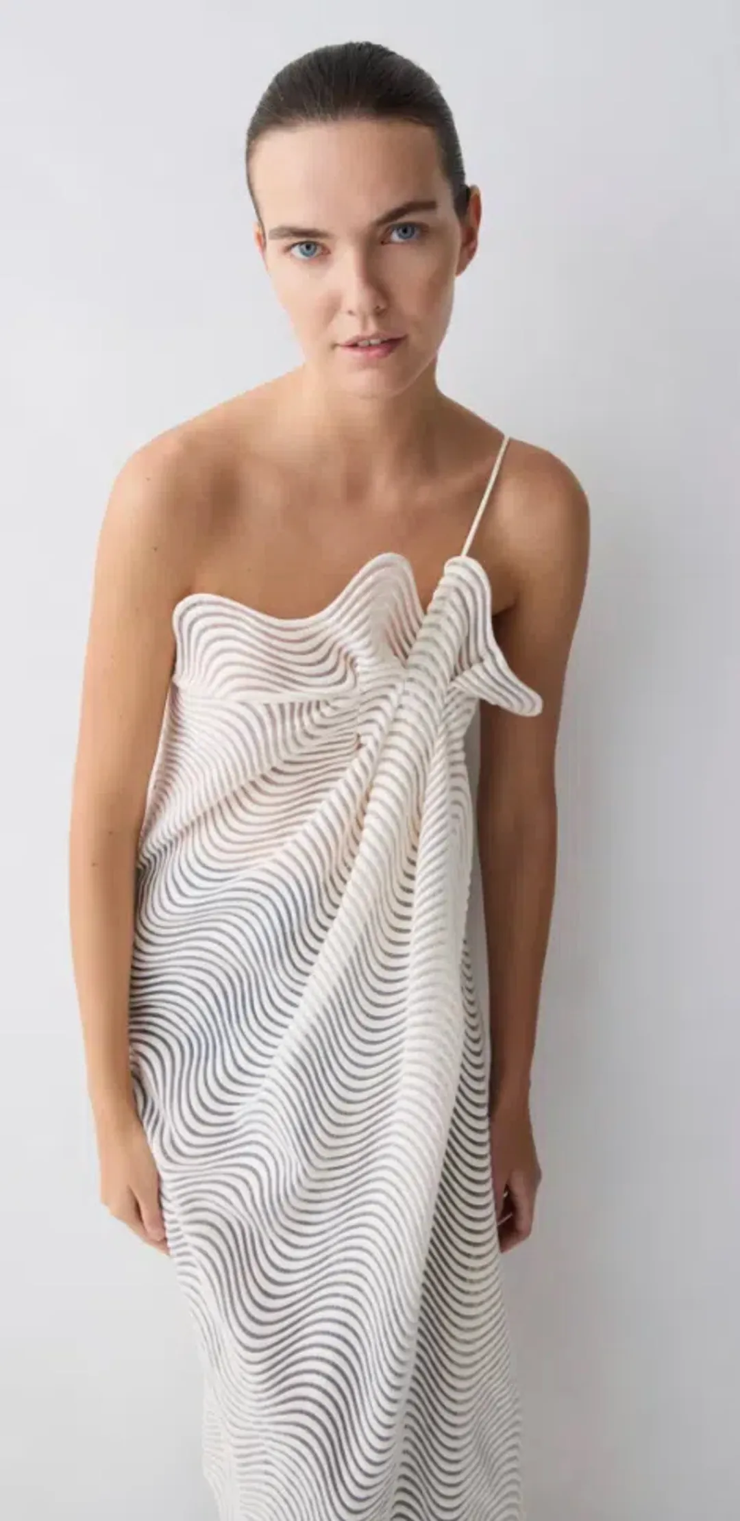 Bianca Spender - IVORY SCALLOPED LACE DRIFT DRESS Size 1 for rent on The Volte - main image