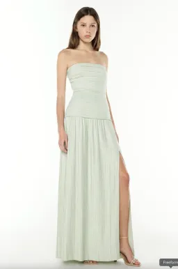 Manning Cartell Royal Debut Dress Sage Size 6 for rent on The Volte - image 6