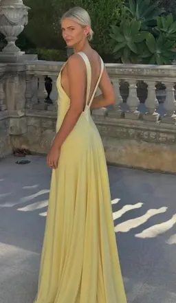 Rosa gown for rent on The Volte - image 2