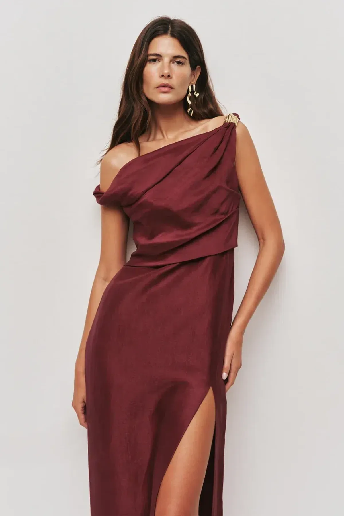 ❤️ AJE Bridgette Midi Dress – Plum Red / Burgundy – Size 10 Satin Formal Gown ❤️ - Image 3