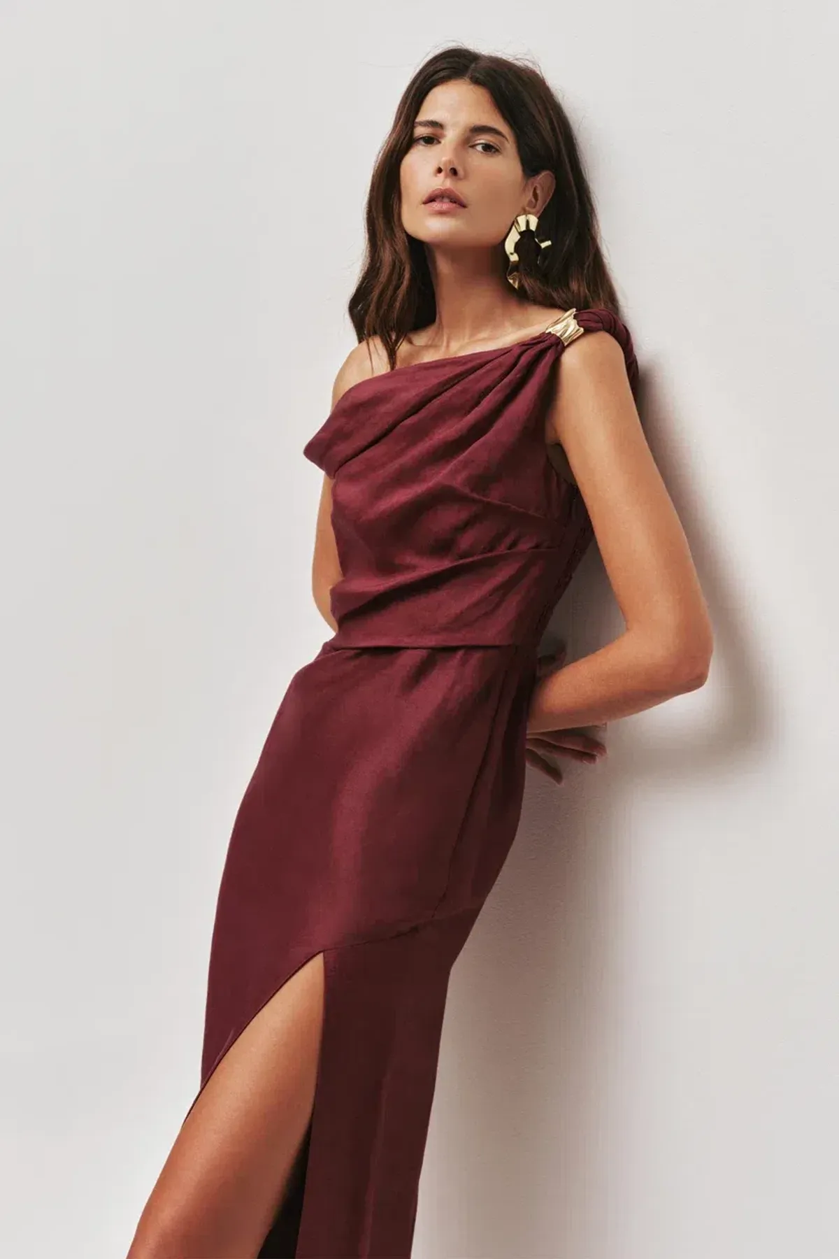 ❤️ AJE Bridgette Midi Dress – Plum Red / Burgundy – Size 10 Satin Formal Gown ❤️ - Image 2