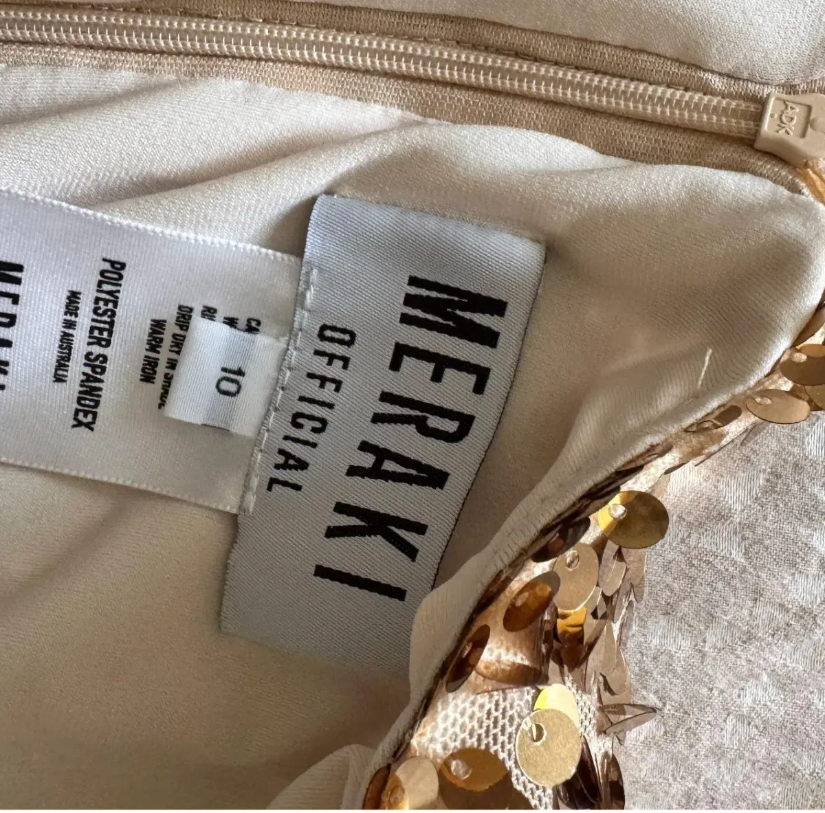 Meraki Official GOLD SEQUIN VNECK GOWN maxi size 10 - Image 3